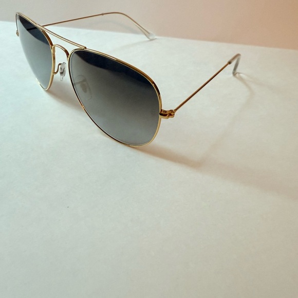 Ray-Ban Gold/ blue  001/32  Sunglasses RB3026 large